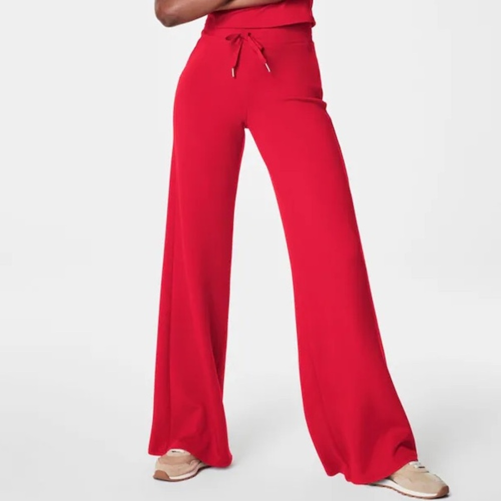 Spanx AirEssentials Wide Leg‎ Pant in Spanx Red Size 3x